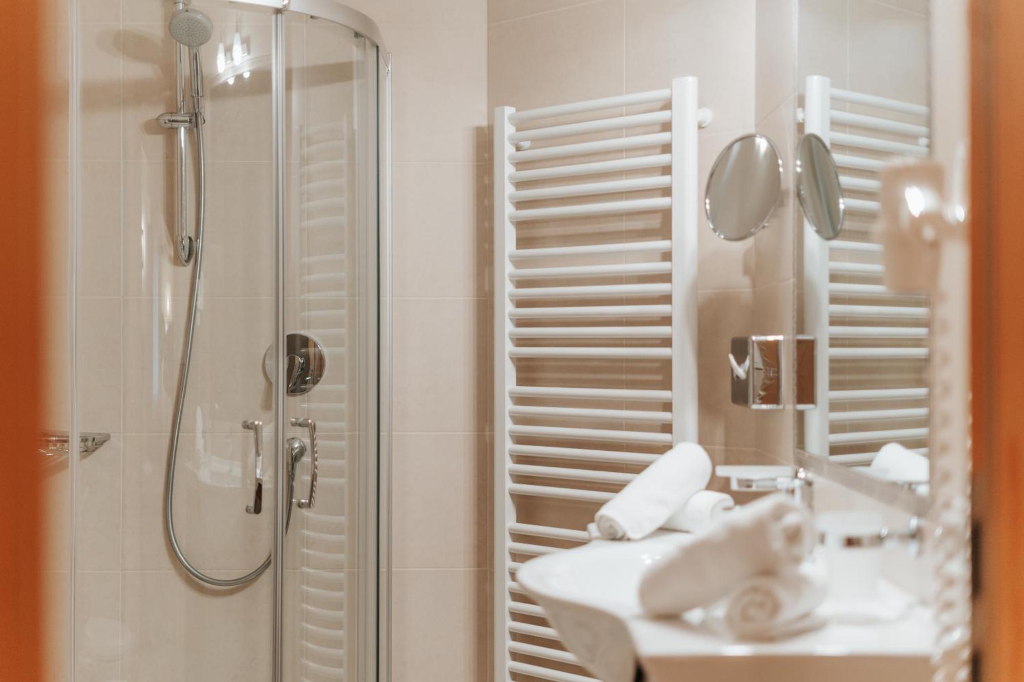 B&B Hotel Mirabel Ορτιζέι Δωμάτιο φωτογραφία