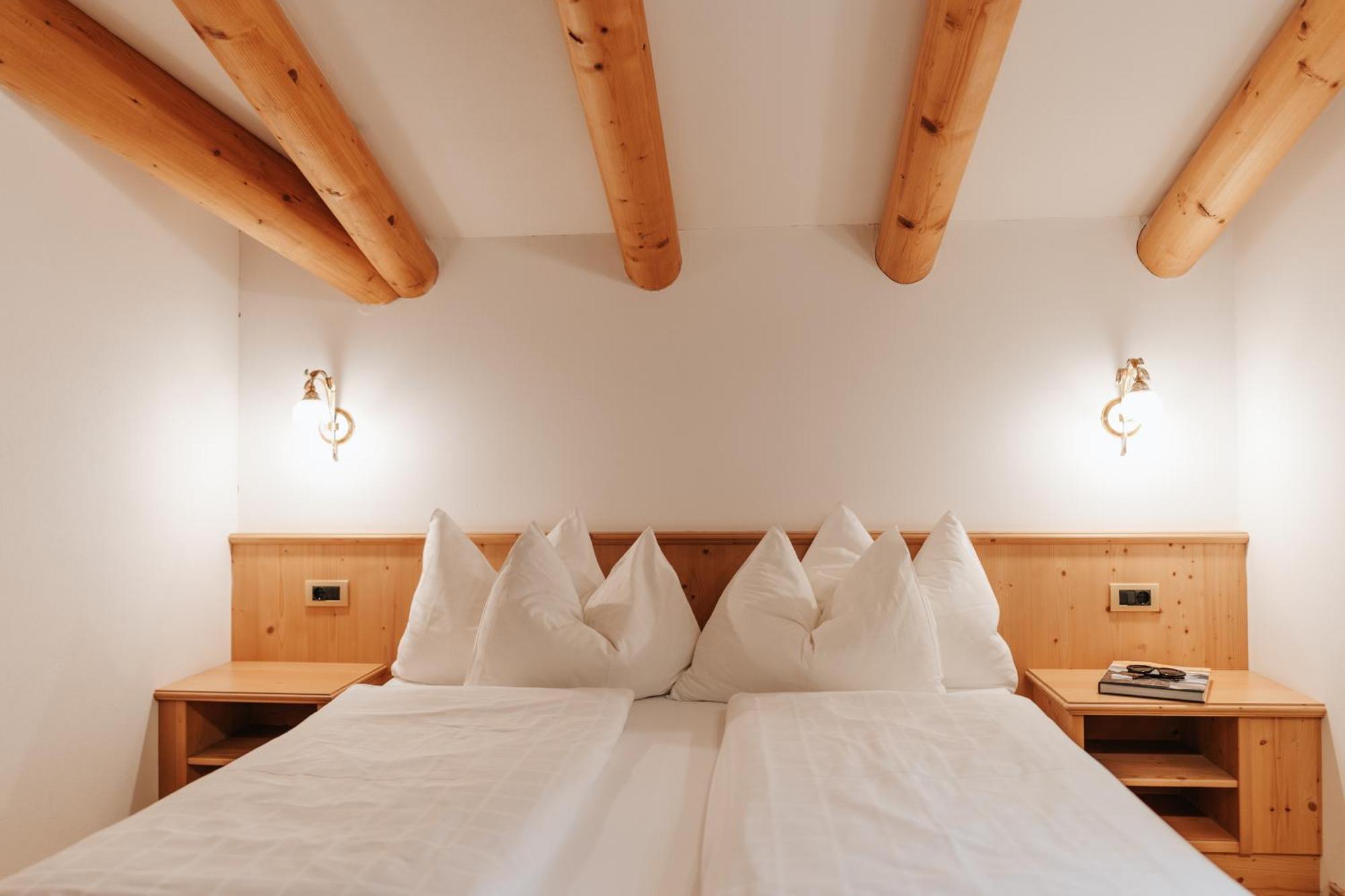 B&B Hotel Mirabel Ορτιζέι Δωμάτιο φωτογραφία