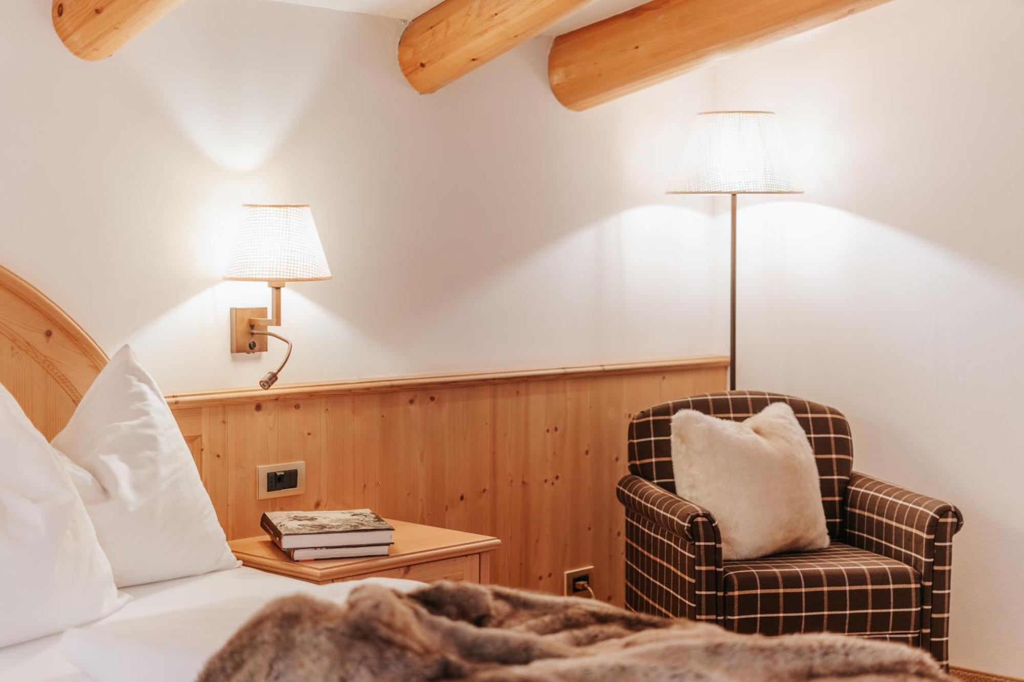 B&B Hotel Mirabel Ορτιζέι Εξωτερικό φωτογραφία